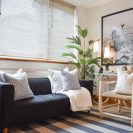 The Rise * Scarborough